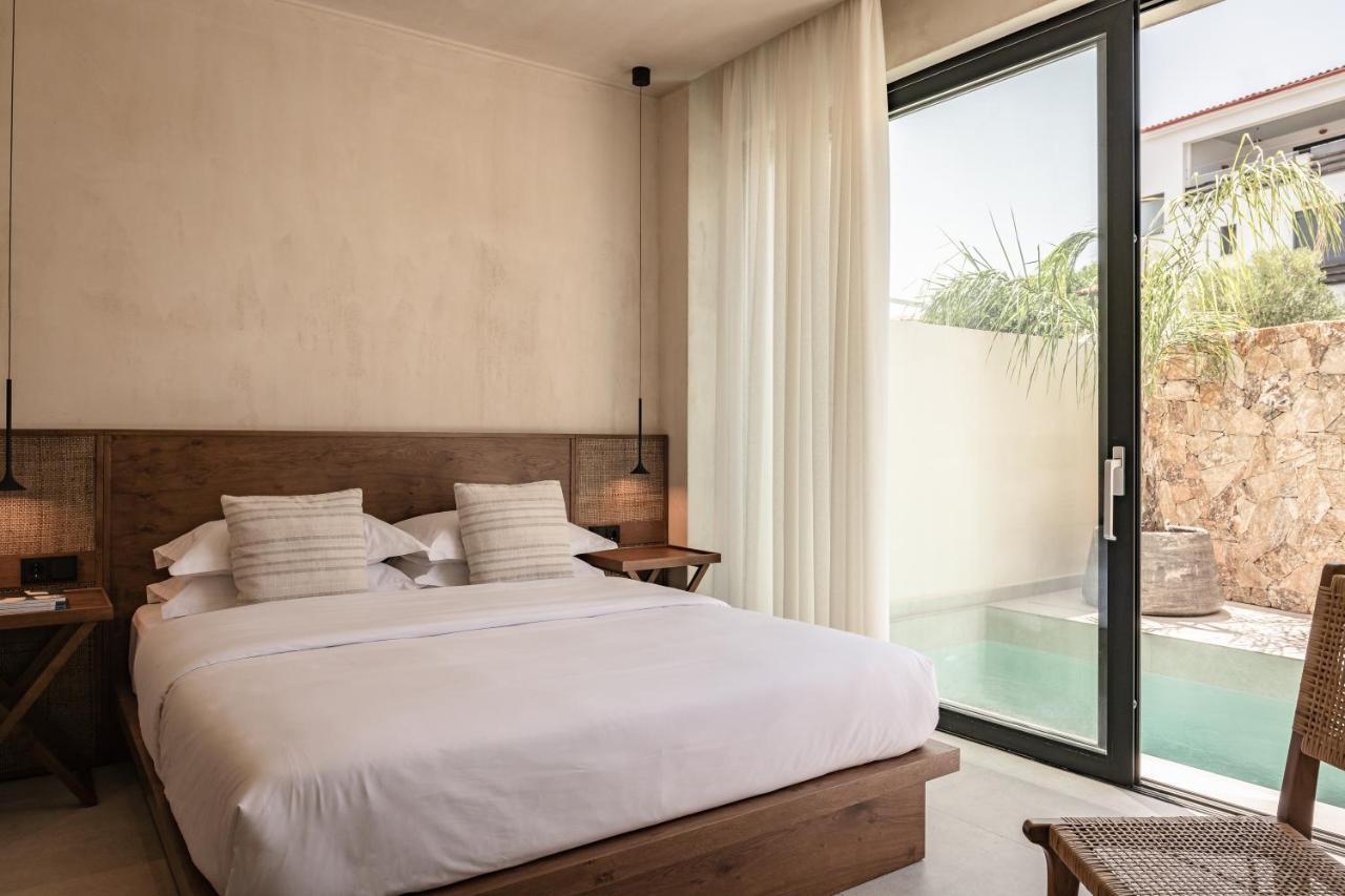 Aparthotel Seven Rocks Paliouri Esterno foto